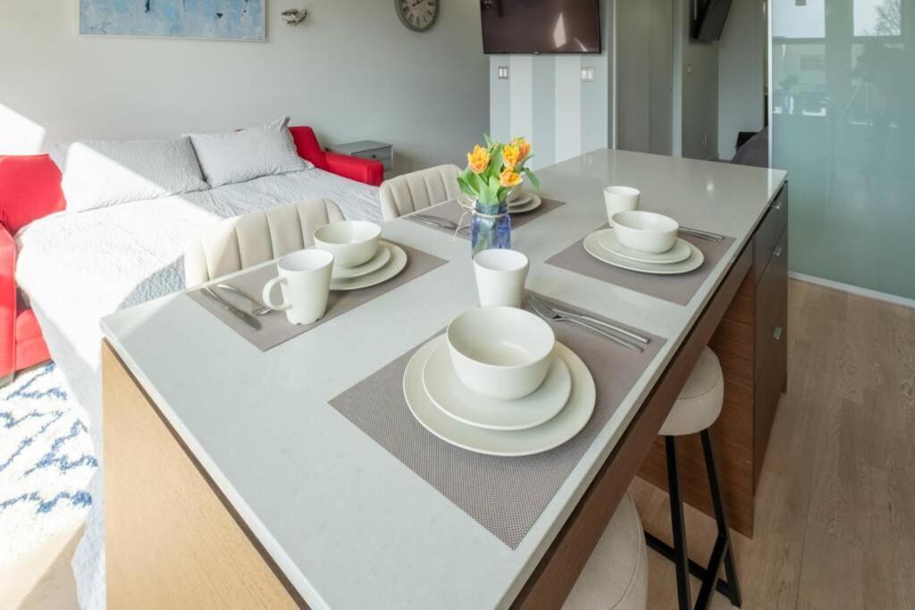 Clean 3Rd Floor 1 Bedroom Apt In Old Town China Town Βικτώρια Εξωτερικό φωτογραφία